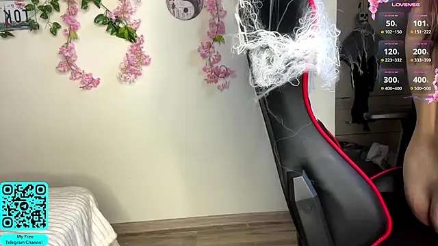 MadalynNosel - my fingers getting slobbery my pussy