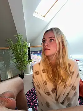 Lolabunnyblondie's Live XXX Chat