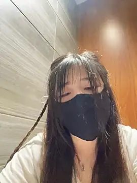 Xiao-mo520 - 美导老师下班兼职，咖啡厅偷玩小粉，刺激，超敏感期，容易失控，完成目标无内衣揉胸