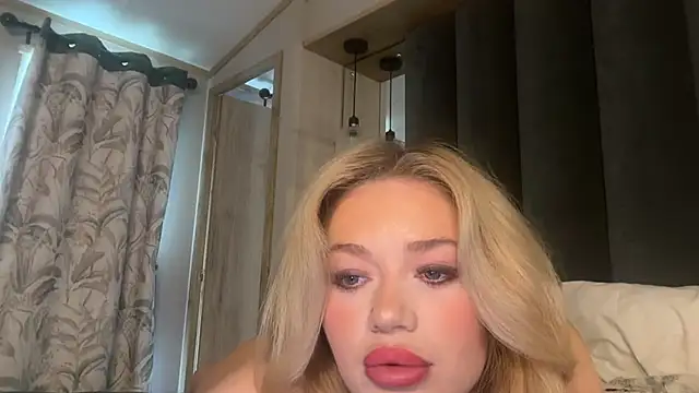 Blissdimicco - sucking dildo