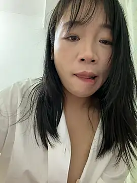 Luluyaa - 马路边，抽插小粉3分钟
