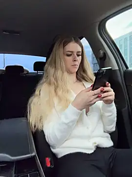 Love_Bri - Make my pussy fucking wet