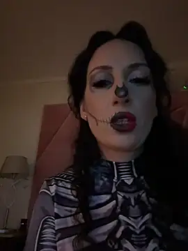 BeckyShineX - Naughty trick or treat🎃