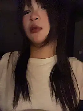 _Jannie - Cởi áo trong 15p