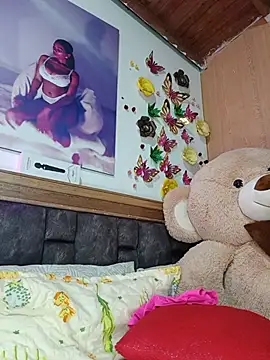 Linda-palma - SQUIRT + FINGERING IN MY PUSSY🥵💦