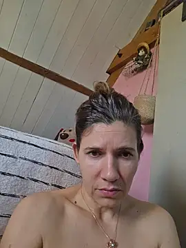 Lina_lou4 - Strip tease at home