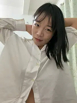 Luluyaa - 马路边，抽插小粉3分钟