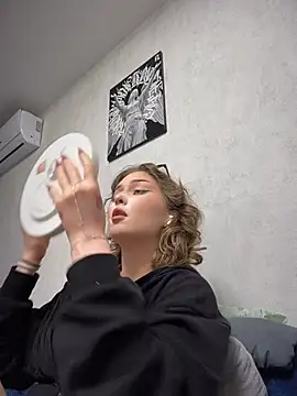 KellyKeler - Show my WET PUSSY🔥