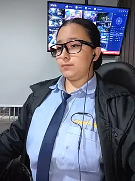 Cute_Penelope - fingers in pussy+creams cum in work🤫shh
