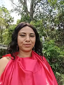 Esmeralda_li - sucking dick behind the wall