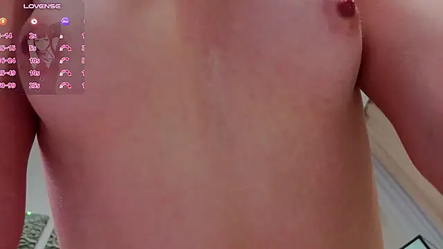 WillaLawrence - 💕domi in panty + 1 min control toy 💕