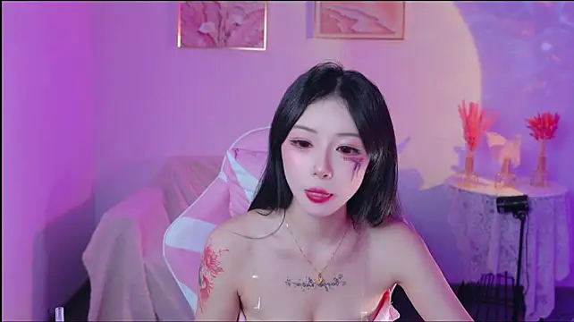 Xiyu-Ada - 😍对脸精油揉胸 无奶盖
