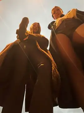 AmelieCrystal - she spanks me like a bad girl >_<