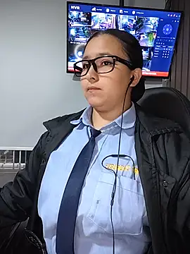 Cute_Penelope - fingers in pussy+creams cum in work🤫shh