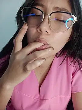 Mia_nala