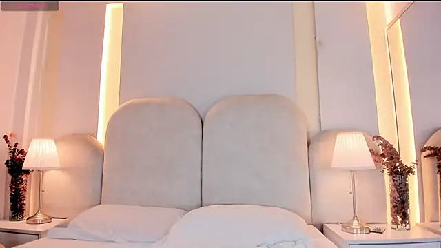 Alicia_Monroe_