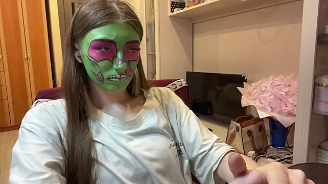 ArleanSteinlicht - Show my big booty close to you <3