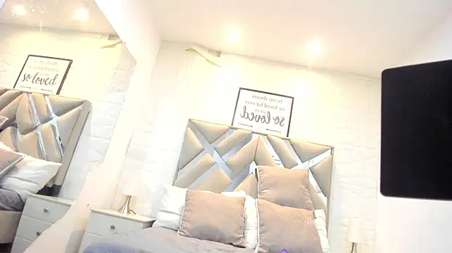 Valentinasu - three fingers in the ass atm