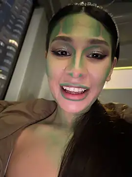 Aria51 - open boobs in public🚌🍒 green too?👽