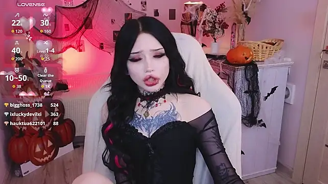 Emma_Kirks - Show Me Your Fangs