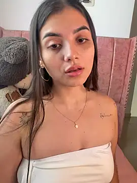 Estrella22 - spanks ass