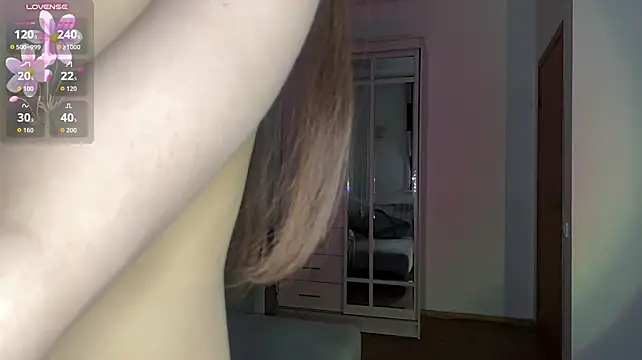 Rinfinity - Suck my dildo up close?