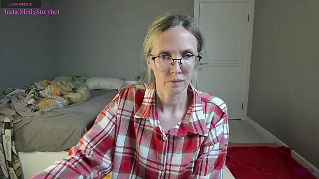 MollyStory - Sexy Masturbation