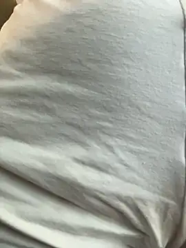 Sofi-jimenez - FUCK MY PUSSY WITH DILDO UNDERTABLE🔥💦