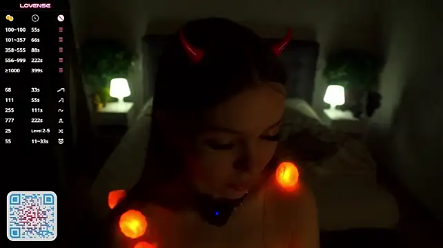 PearleKalmen - play with oil on my devil tits 💖
