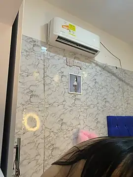 Tesabbi_ - Outdoor tits 😏🔥