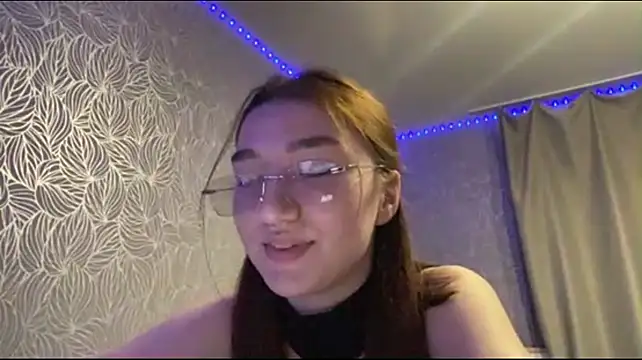 ManyMaron - I'll send you a video of my pussy via PM