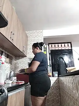 SexyandnaughtyLatinos - show tits 🍒