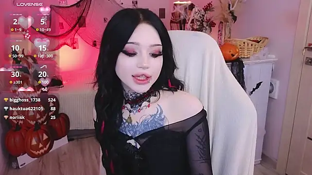 Emma_Kirks - Show Me Your Fangs