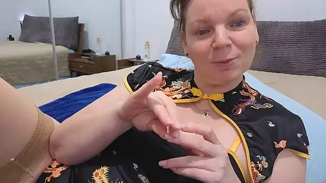 Blush_Goddess_ - 👿 NAUGHTY blushing Vibes ☺️