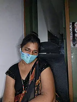 Induhyd - Show boob's in public