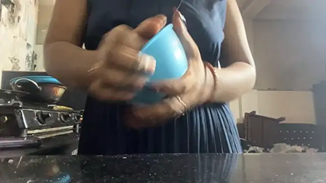 Telugu_angel21 - Squeeze milk