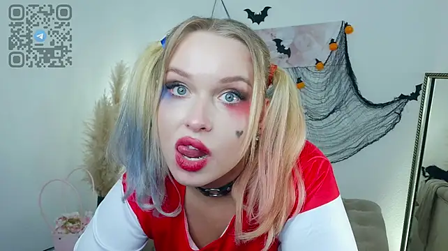 Angelic_coy - Suck 2 fingers so baad