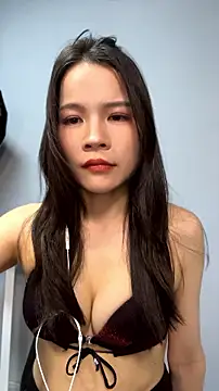 Gugu-_a - 生理期,暂停一切入骚逼动作。完成任务狗趴跪舔假鸡巴诱惑3分钟·。