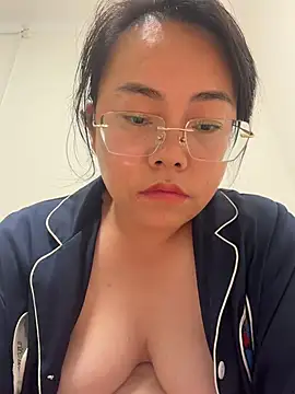Qingqing-199 - 全裸热舞3分钟