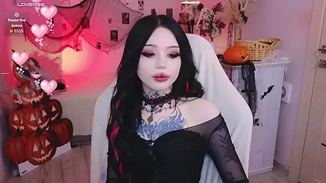 Emma_Kirks - Feed Your Vampire—Give Me Bl**d