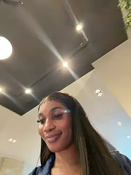 ___Nessa - Rub hard clit,moan&squirt public
