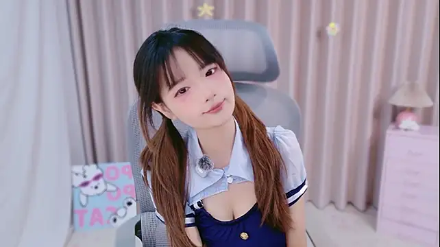 TangTang-1 - 镜头互动~美腿扭腰S蹲~