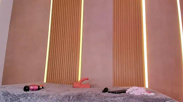 Emily_kovac - Fuck my pussy with dildo