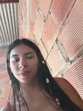 Chaparritahot99 - Sucking my friend's tits🥵🥵😈