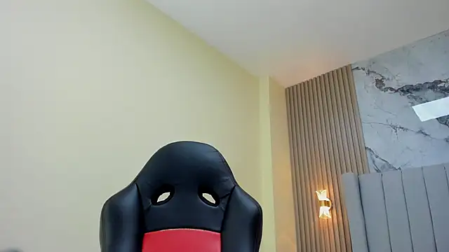 MAGIEVANS1 - Spanks in ass