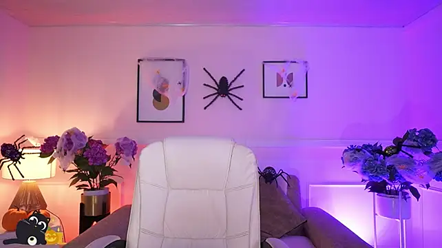 VioletJoness_