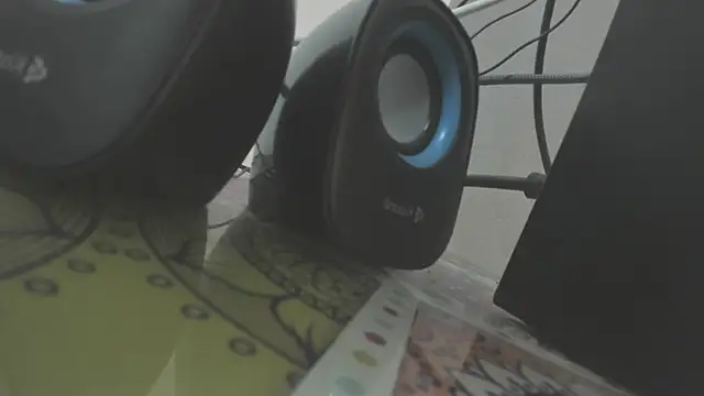 Mask_red_girl - TWO TOYS IN MY ASS