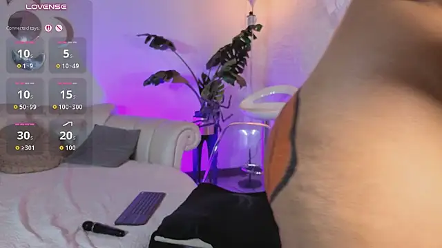 MarScarlett - Oil and fuck boobs 🕷️