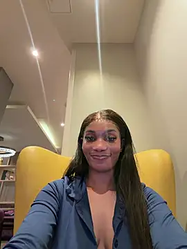 ___Nessa - Rub hard clit,moan&squirt public