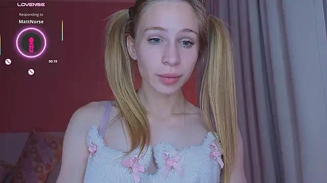 Elis_Fox - FINGER TIGHT ASSHOLE. ALICE !! ;p